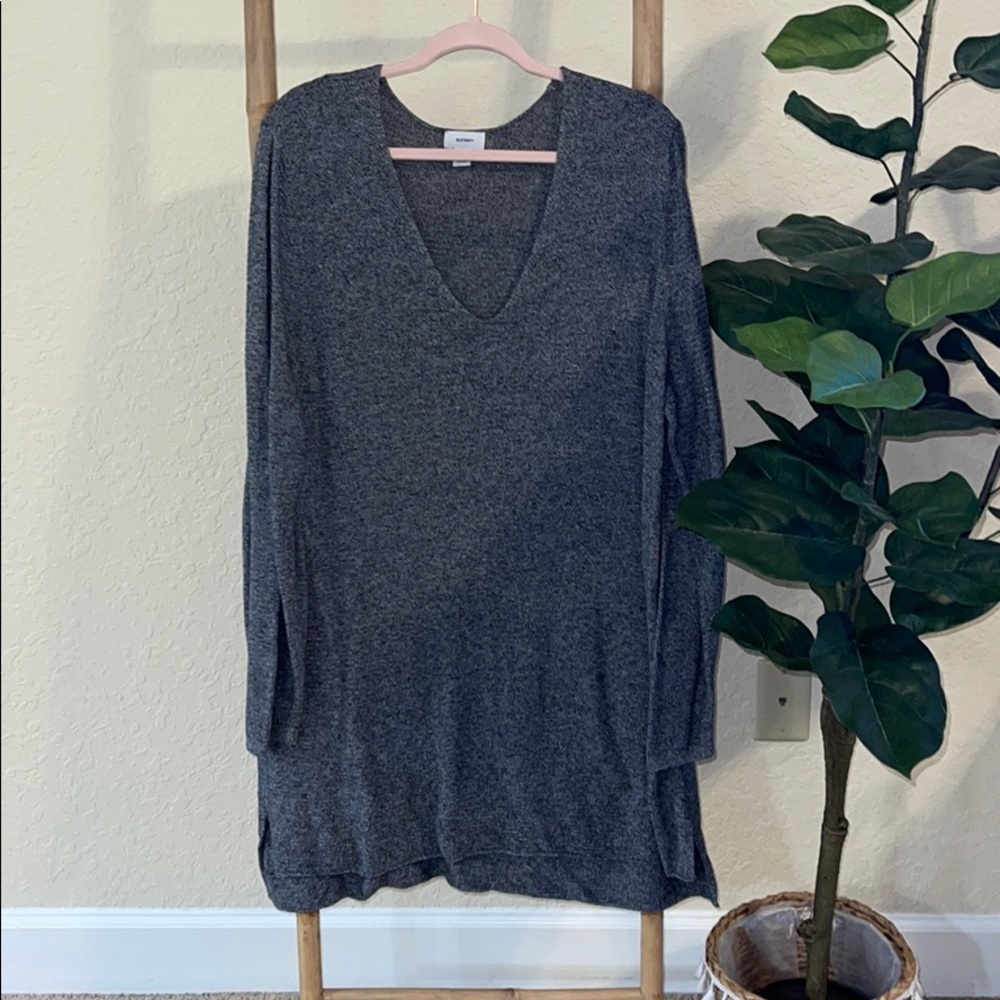 Old navy tunic length sweater